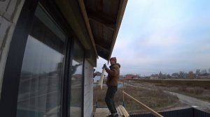 Подшивка Свесов Крыши - Пошаговая инструкция. Пара Построила Дом Своими Руками - Timelapse