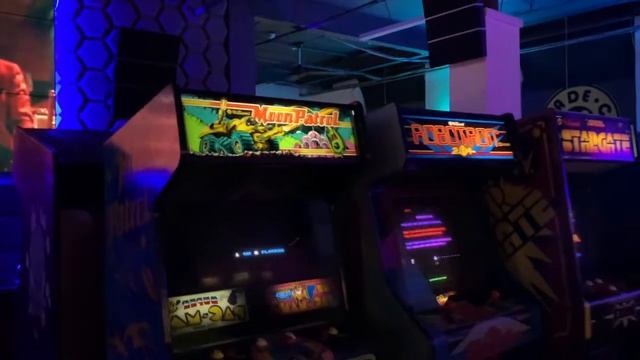 Arcade Club - A quick tour of the UK's largest retro arcade смотреть онлайн