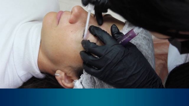 Клей SI LASHES & BROWS EXTRA GLUE GEL смотреть онлайн