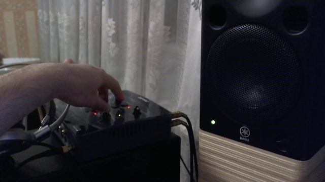 E-MU 0404 USB Щелчки треск при выводе через ASIO пропадают при включении Direct Monitor смотреть онлайн