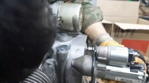 Установка стартера на Урал . Подарок дедушке. Оппозитчик 95 лет .