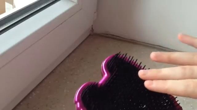 Распаковка расчёски и вафель ??