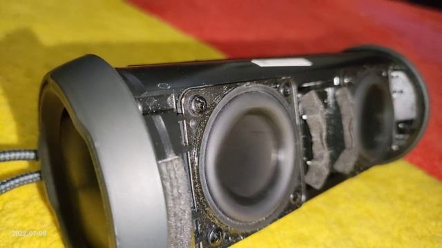 RIP Jbl flip Essential bass test LFM 90-95% vol. смотреть онлайн