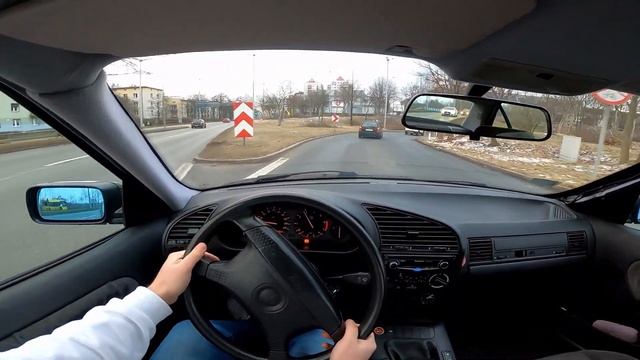 1993 BMW E36 318i 1.8 8V m40b18 113 HP - POV Test Drive, sound, and powersilde смотреть онлайн