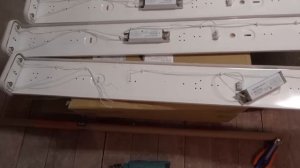 Как установить светодиодные лампы в люминесцентные светильники