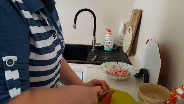 Очень вкусная мясная солянка. смотреть онлайн