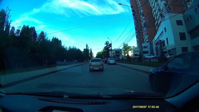 Видеорегистратор ParkCity DVR HD 720 вечер, пример видео. смотреть онлайн