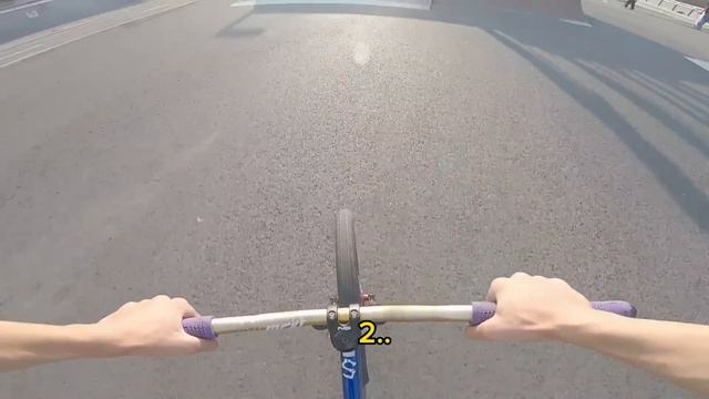 ДЕТИ МЕШАЮТ КАТАТЬСЯ В СКЕЙТ ПАРКЕ! Катаем в парке на MTB с GOPRO смотреть онлайн