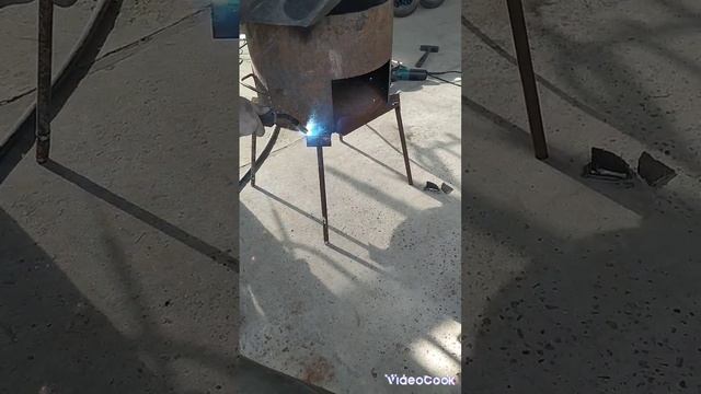 Самодельная дровяная печь для большого казана?? смотреть онлайн