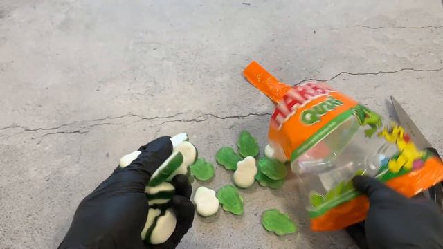 Haribo Quaxi (Haribo Frogs) Review