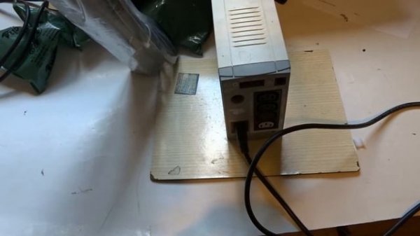 APC Back-UPS CS 650VA (BK650EI) - DataSafe 12HX35 9Ah 12V UPS akkumulátor csere - DI-STRIP Compact