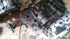 Chrysler 300C чистка гидроблока и блока саленоидов, АКПП 42RLE