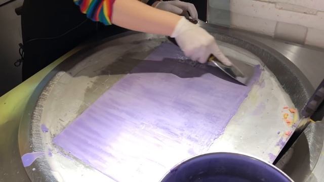 原宿ロールアイスtokyo Harajyuku RainbowRoll Ice Cream Iphonex Streetfood