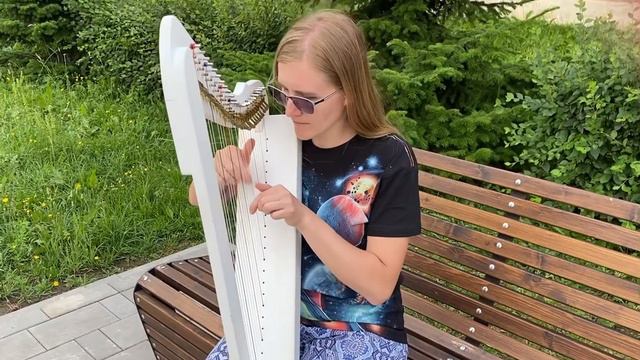 Смолянка играет на арфе смотреть онлайн