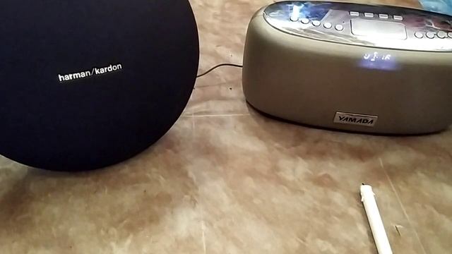 Harman Kardon Onyx Studio 4 VS Yamada BoomBass смотреть онлайн