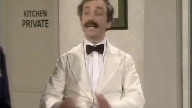 I know nothing ... I am from Barcelona смотреть онлайн