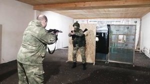 Для чего наклонять корпус при стрельбе