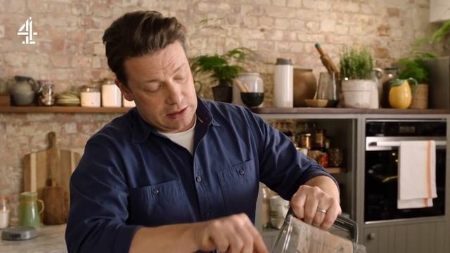 Homemade Chocolate Cake | Keep Cooking and Carry On | Jamie Oliver смотреть онлайн