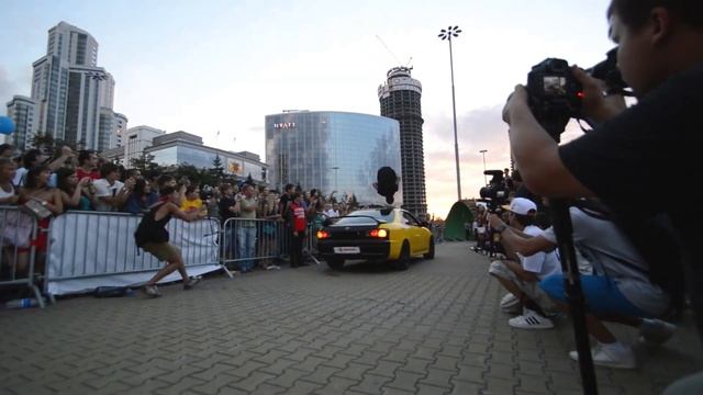 Enter the Bankai - Акробатическое паркур шоу смотреть онлайн