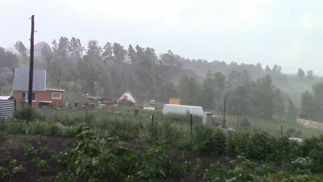ГРОЗА НА ДАЧЕ. смотреть онлайн