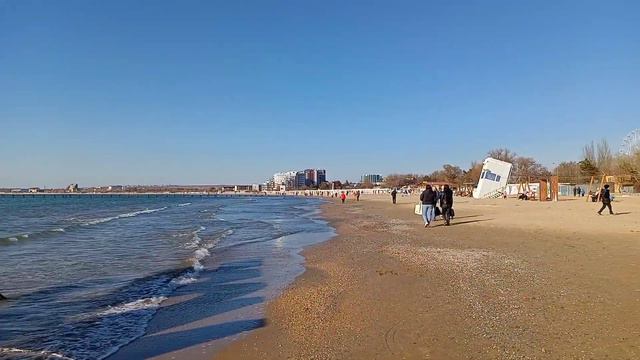 #Анапа ❤️Весной красиво Надземный переход Центральный пляж смотреть онлайн