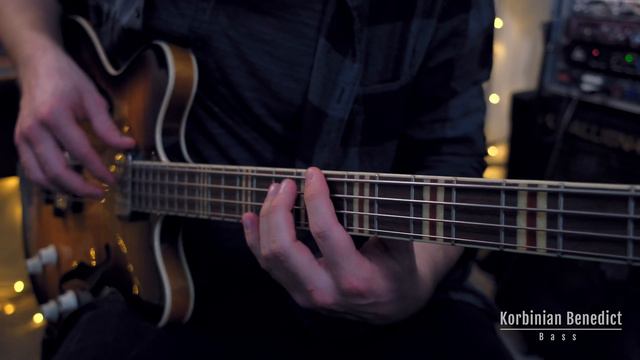 Get that warm old school Höfner sound for your song - by Korbinian Benedict смотреть онлайн