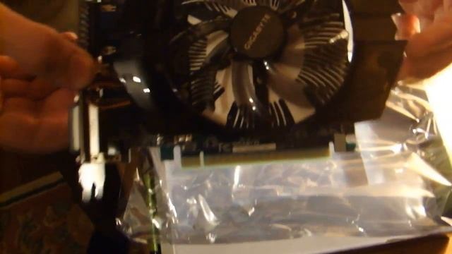 Gigabyte GTX650 1GB unboxing смотреть онлайн