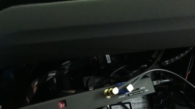 Montage Adaptiv MIB für Volkswagen Composition und Discover Media - Navigations Nachrüstung - Teil смотреть онлайн