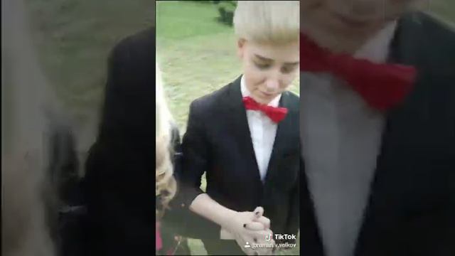 Metal Family. Густав поймал Лидию и Себастьяна.