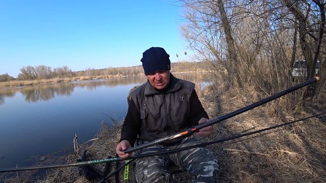 ЛУЧШАЯ ПОПЛАВОЧНАЯ УДОЧКА НА КАРАСЯ смотреть онлайн