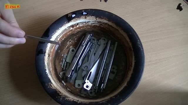 Как удалить ржавчину на Leatherman Surge смотреть онлайн