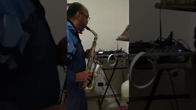 SIOMA TEST SAXOPHONE ALTO смотреть онлайн