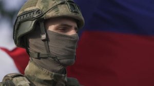 Военнослужащие Росгвардии поздравляют дорогих соотечественников с Днём российского флага!