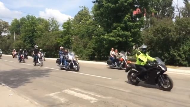 Мотоколонна. Байк фест Эльдорадо 2016 смотреть онлайн