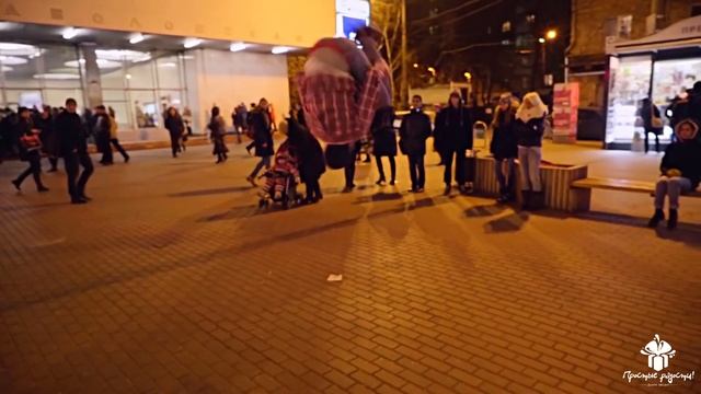 Весёлое предложение руки и сердца с флешмобом и фокусником! © Простые Радости смотреть онлайн