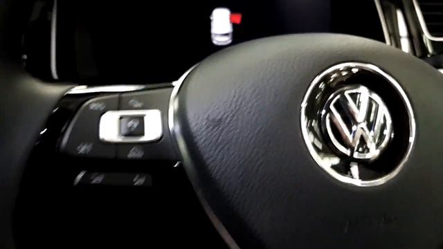 172D12959 - 2017 Volkswagen Golf HIGHLINE 1.4TSI M6F 150HP 26,950