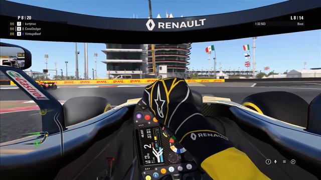 F1 Multiplayer Season - Bahrain Race смотреть онлайн