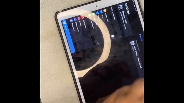 Adding fonts to your IPad and iPhone using AnyFont смотреть онлайн