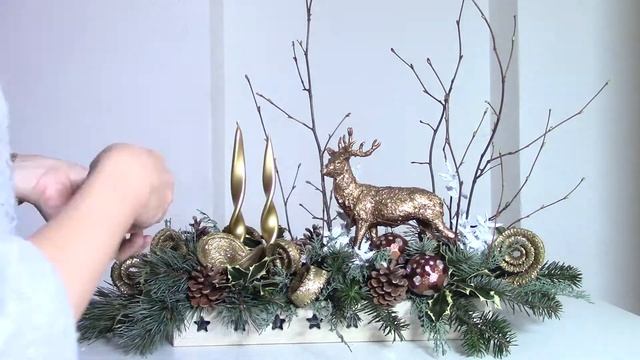 РОЖДЕСТВЕНСКАЯ КОМПОЗИЦИЯ С ОЛЕНЕМ | Christmas Centerpiece with deer DIY смотреть онлайн