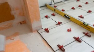 Душ без порога,Укладка плитки .