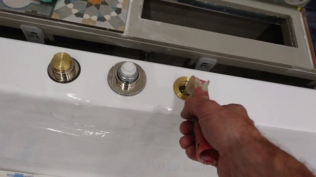 Установка ванны. День второй. Смесители. смотреть онлайн