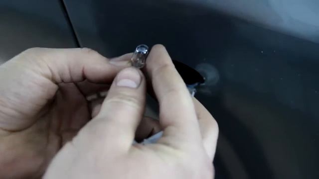 Как заменить лампочку повторителя на дэу смотреть онлайн