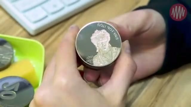 Виктор Цой ЛАЗЕРОМ // Лазерное структурирование поверхности барильефа // Лазерный Центр