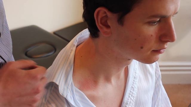 Neck Lump Examination - OSCE Guide (Old Version) смотреть онлайн
