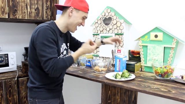 10 Типов Людей в Офисе смотреть онлайн