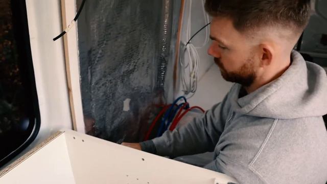 2020 MERCEDES SPRINTER VAN CONVERSION | HOW TO BUILD AND INSTALL A KITCHEN IN A CAMPERVAN | EP:15 смотреть онлайн