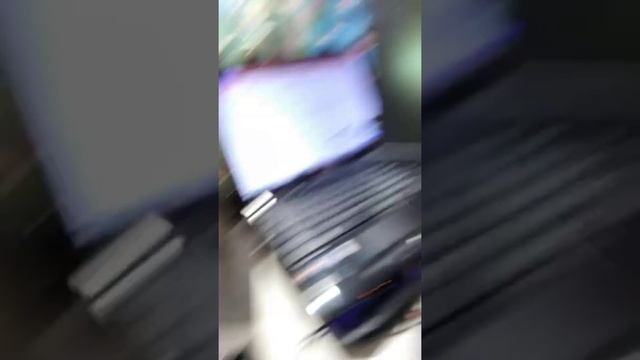 Кнопка включения компьютера... смотреть онлайн