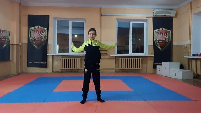 Базовая зарядка для детей смотреть онлайн