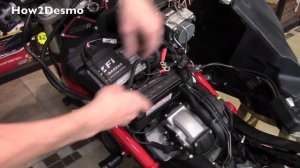 Снятие и установка аккумулятора на Ducati Monster 696, 796, 1100