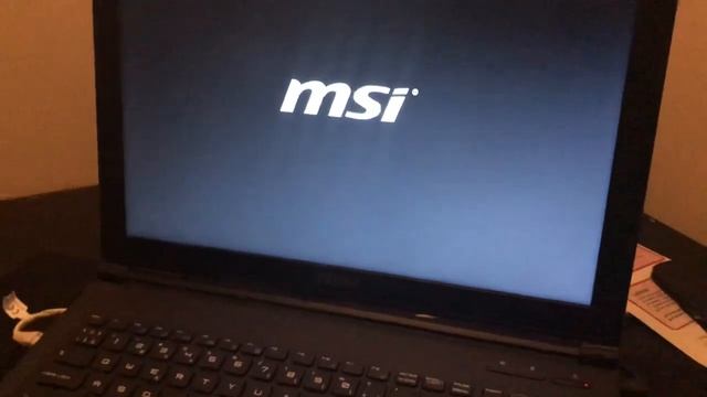 Msi laptop won’t turn on, please help me смотреть онлайн